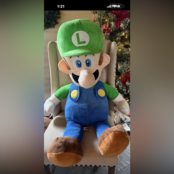 Nintendo Luigi Large Plush 3 ft Super Mario Stuffed Toy Green and Blue Outfit - Picture 1 of 4